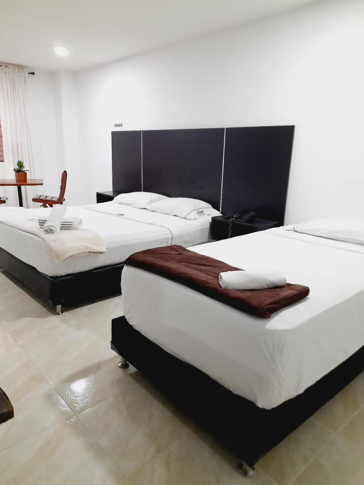 Hotel Saint John Medellín Esterno foto