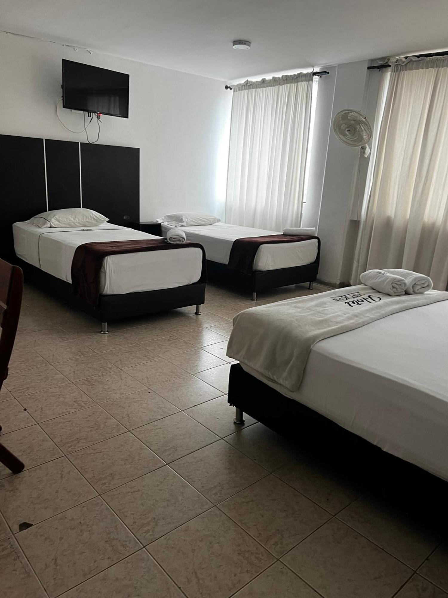 Hotel Saint John Medellín Esterno foto